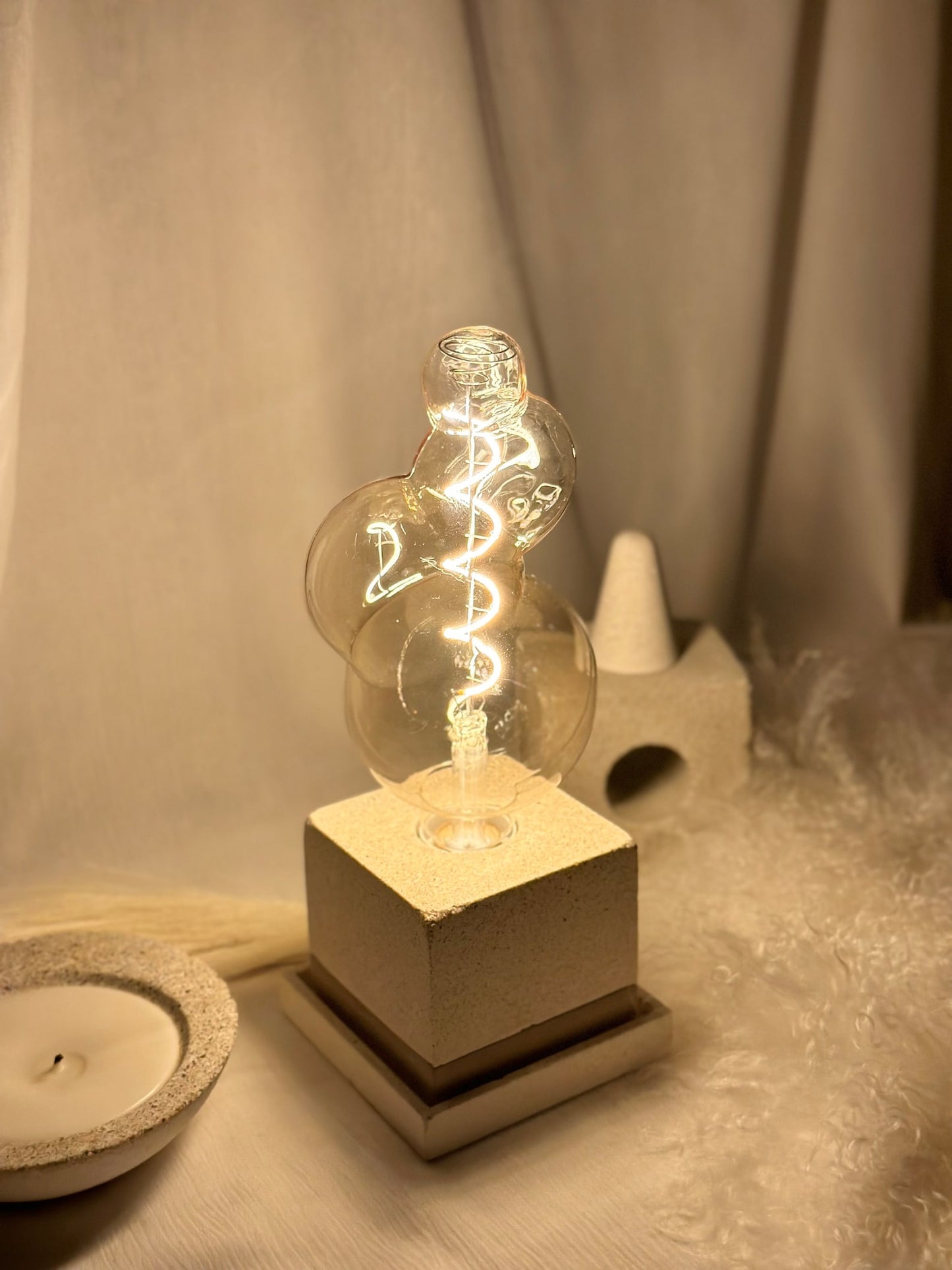 Bubble Table Lamp