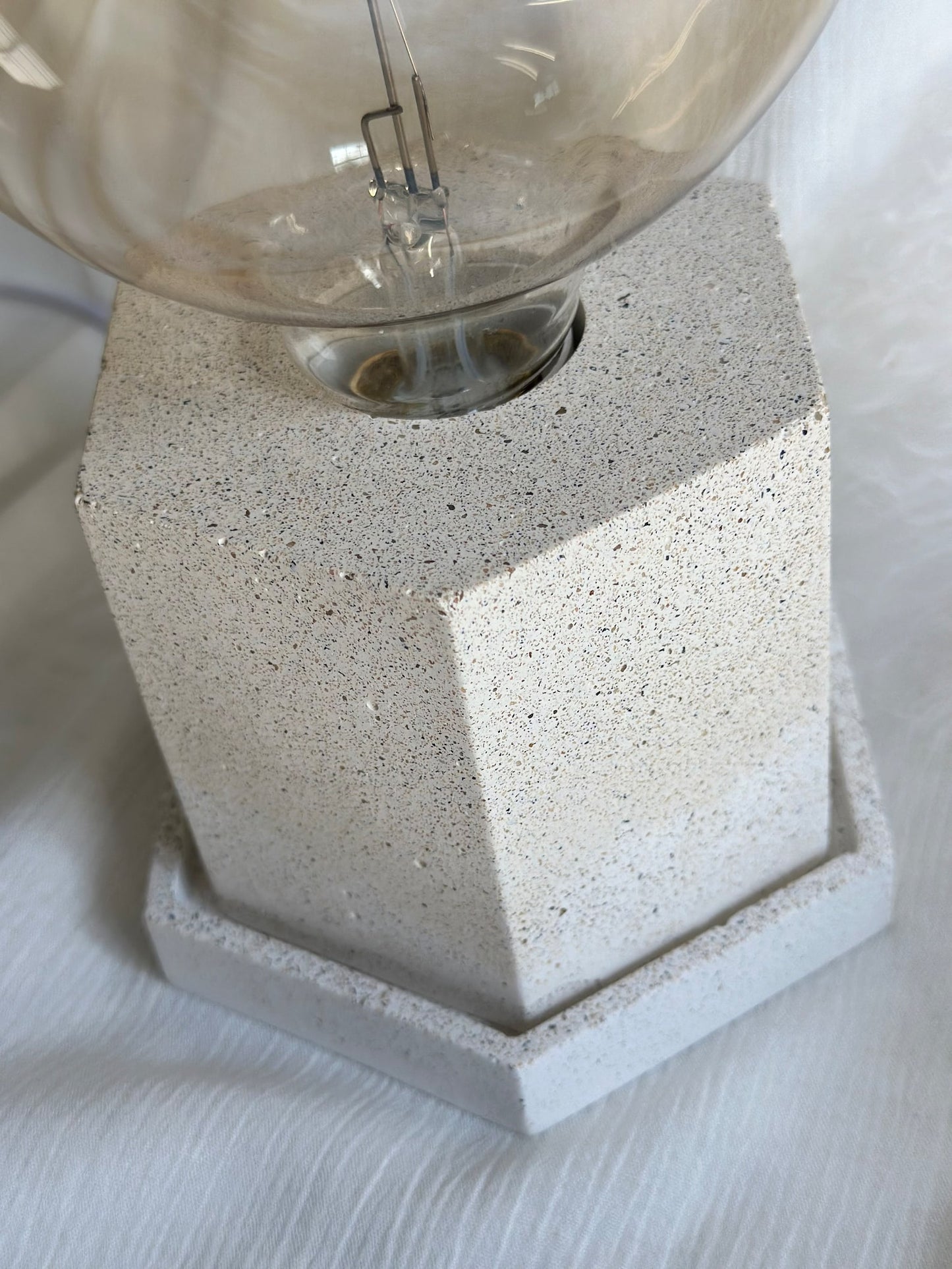 Happy Bulb Table Lamp