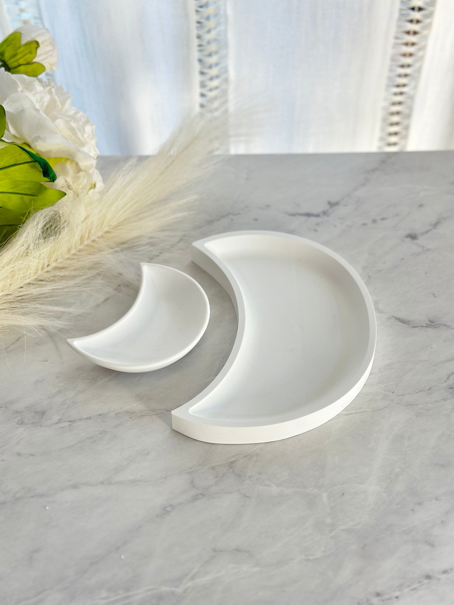 Moon Concrete Tray