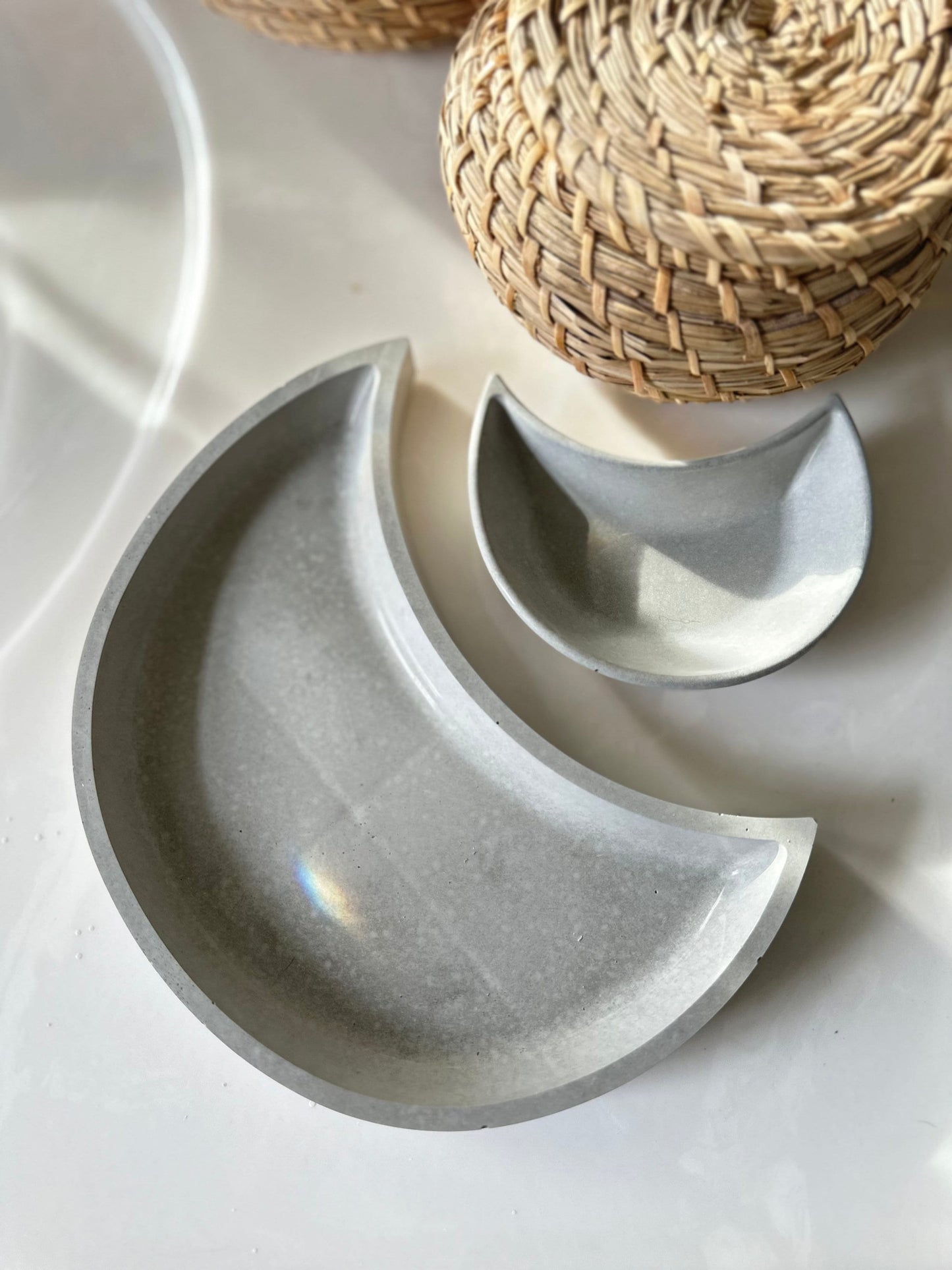 Moon Concrete Tray