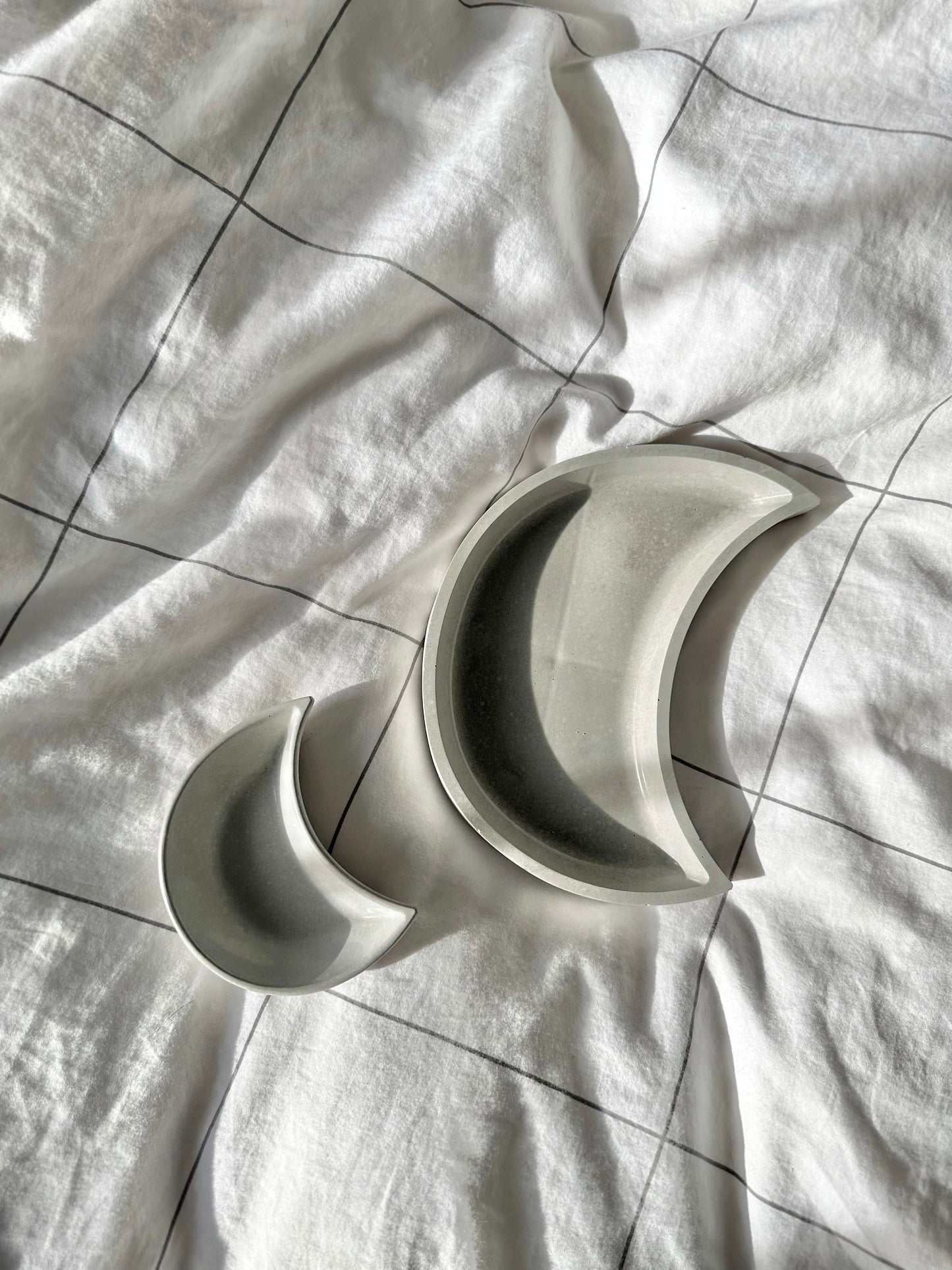 Moon Concrete Tray
