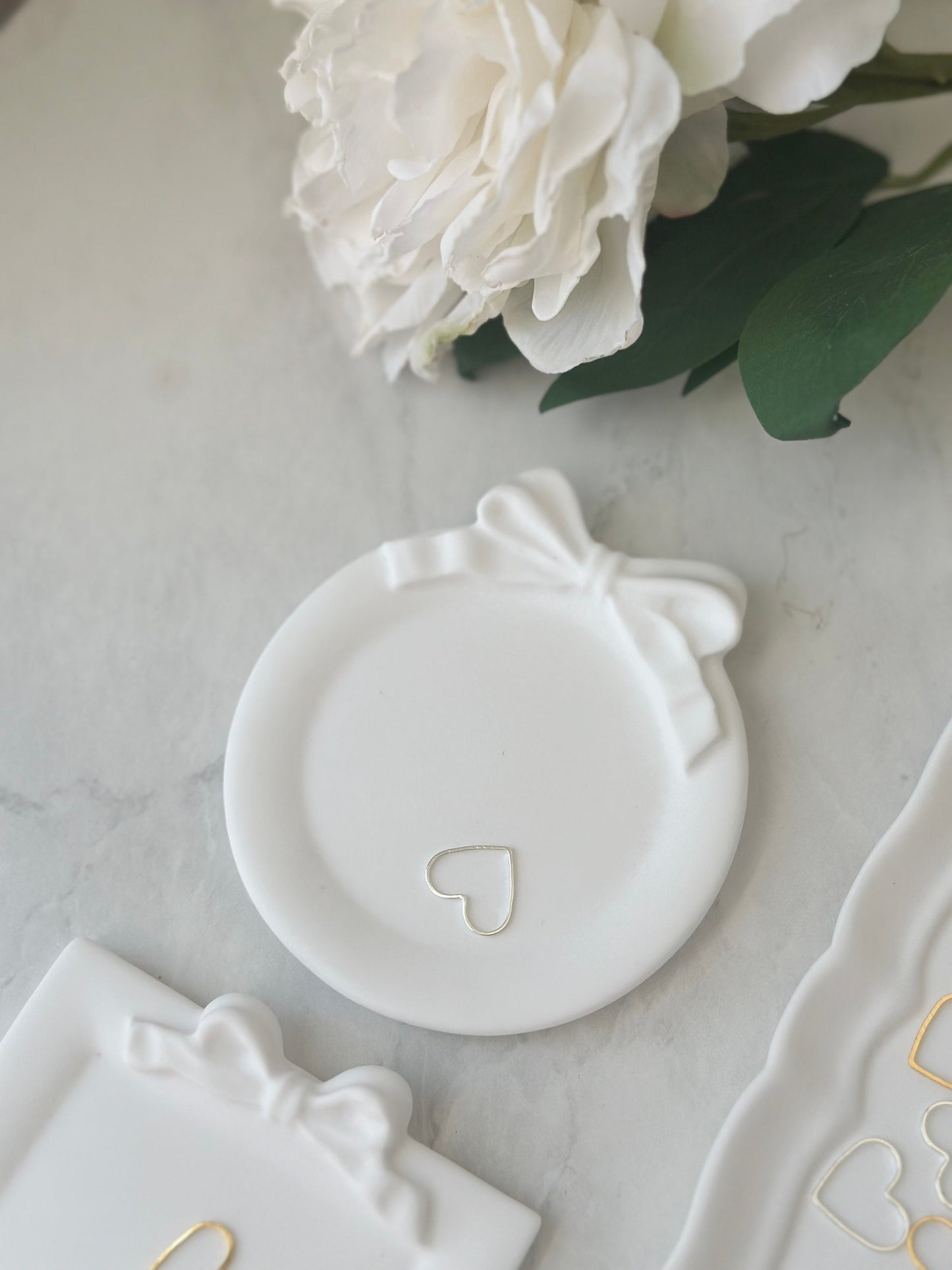 Lace Bow Tray