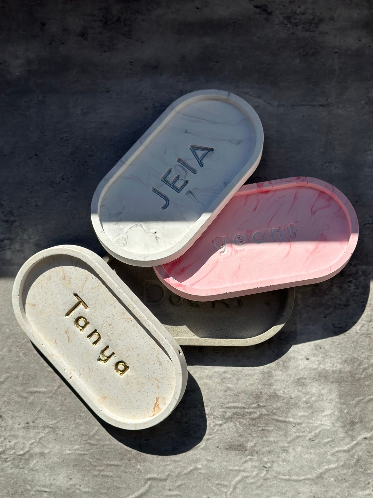 Engraved Oval Tray