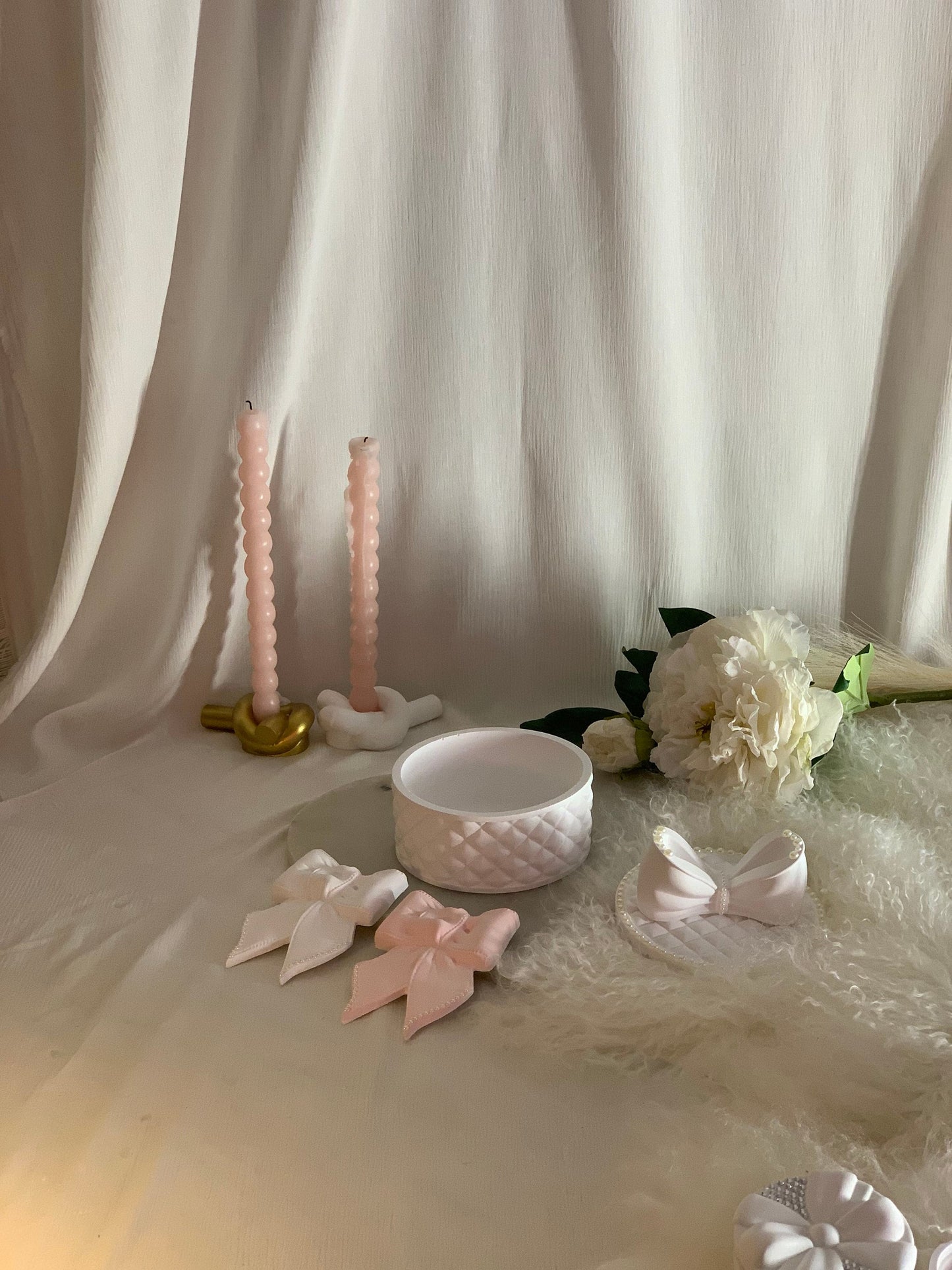 Pearl Bow Trinket Box