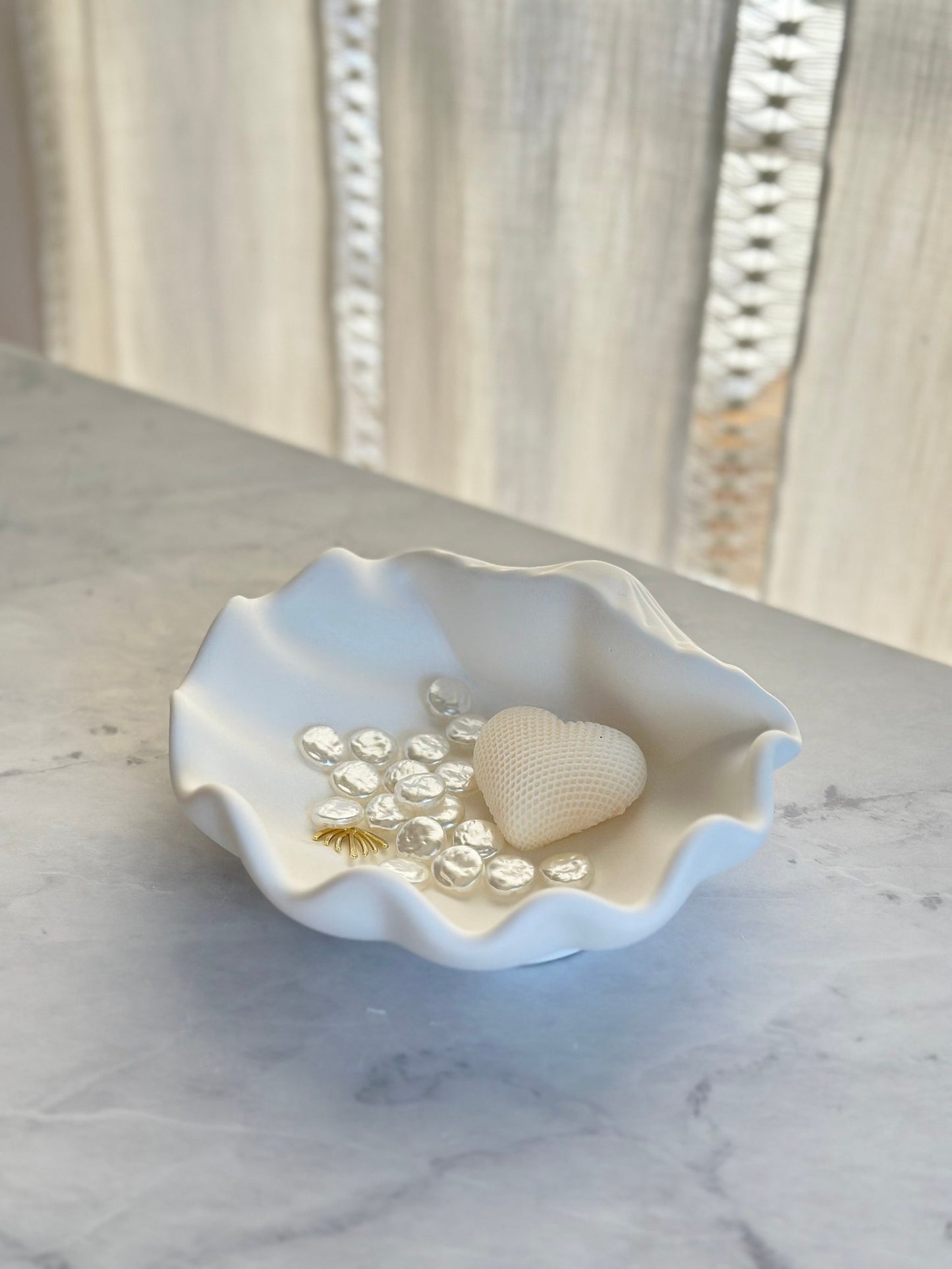 Large Shell Storage Tray