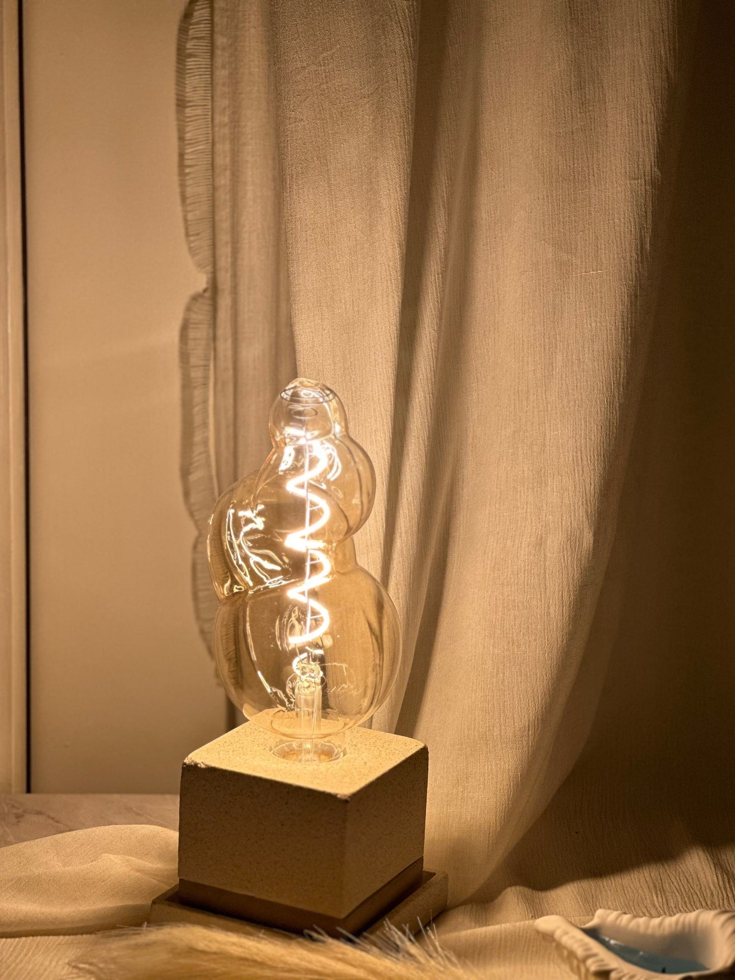 Bubble Table Lamp