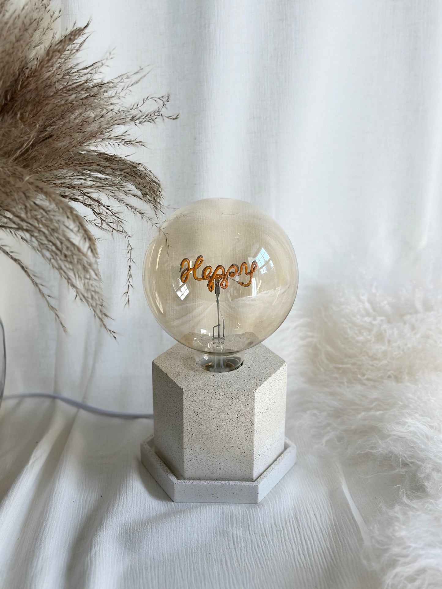Happy Bulb Table Lamp