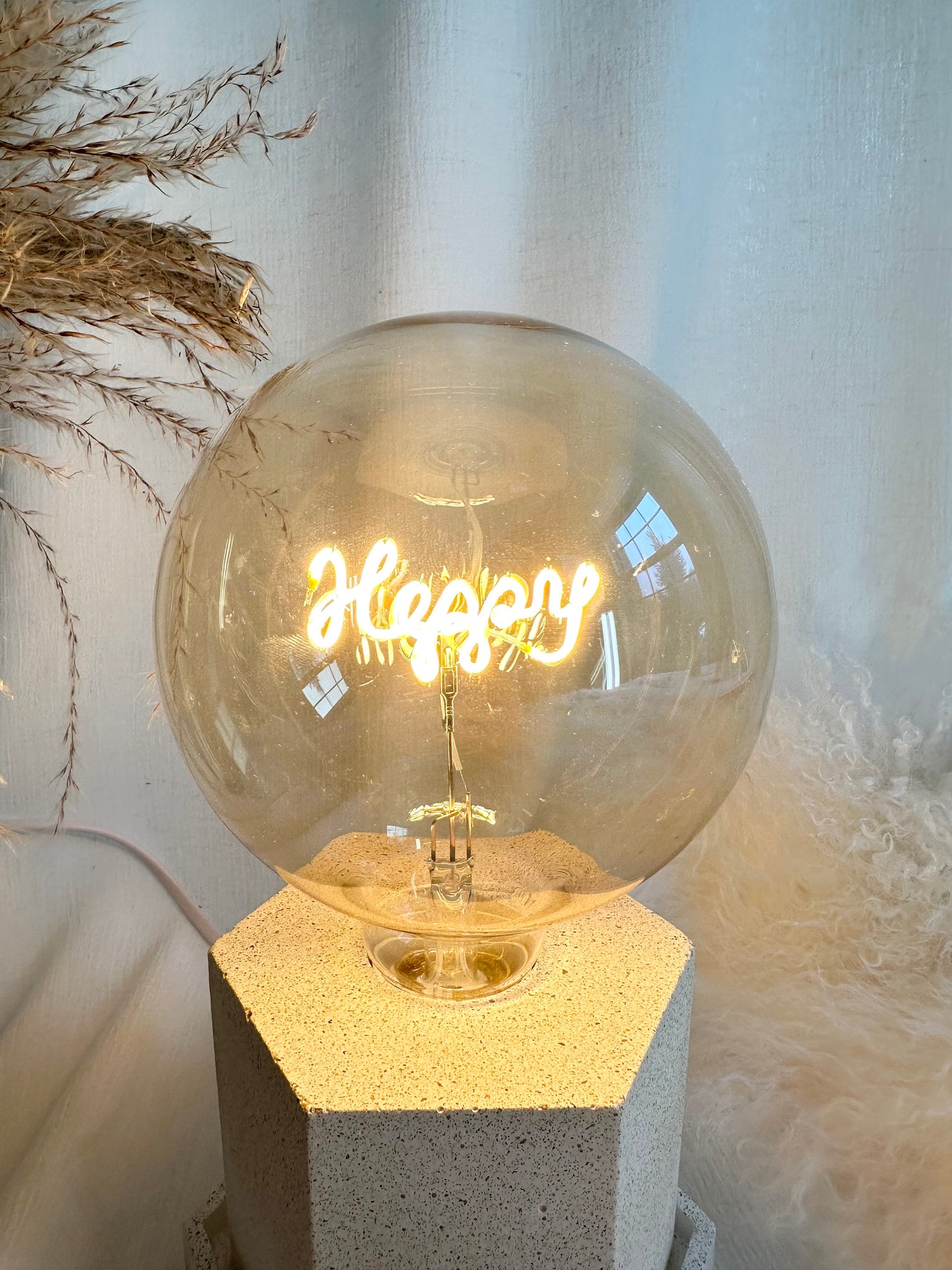 Happy Bulb Table Lamp