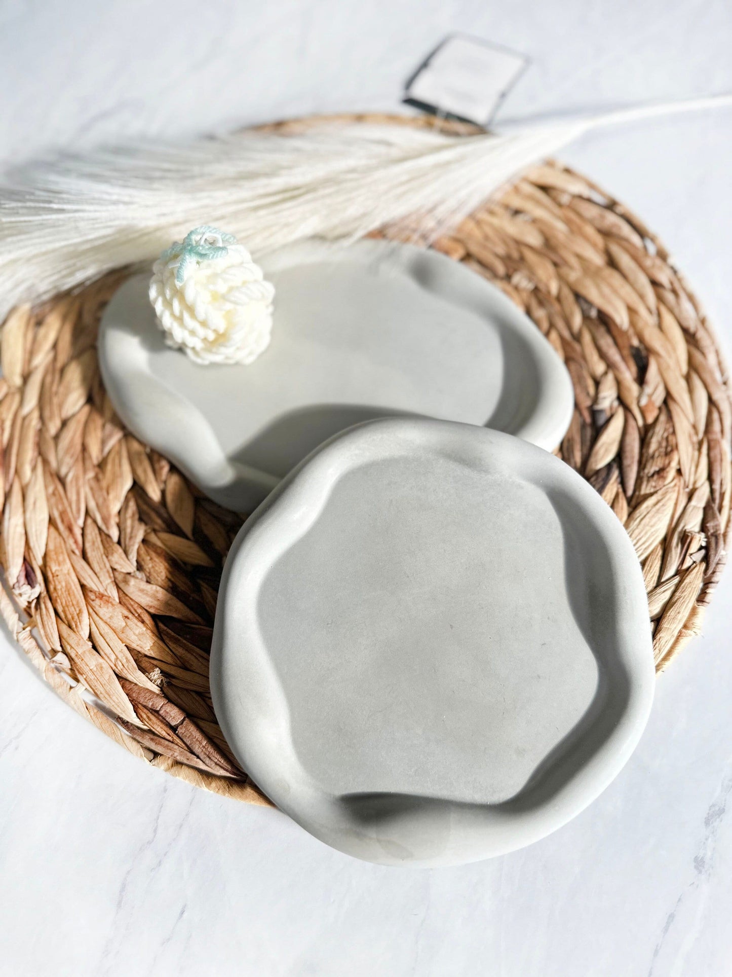 Cloud Irregular Concrete Tray