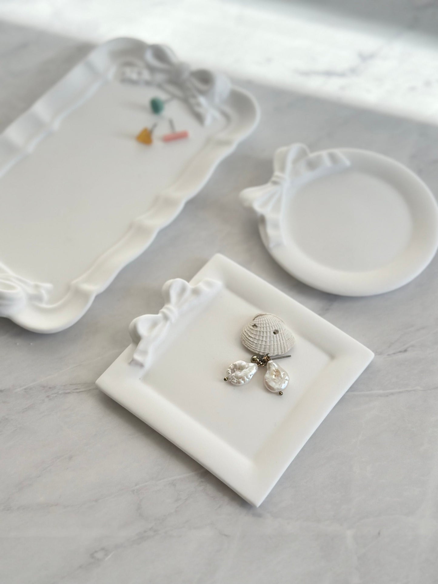 Lace Bow Tray