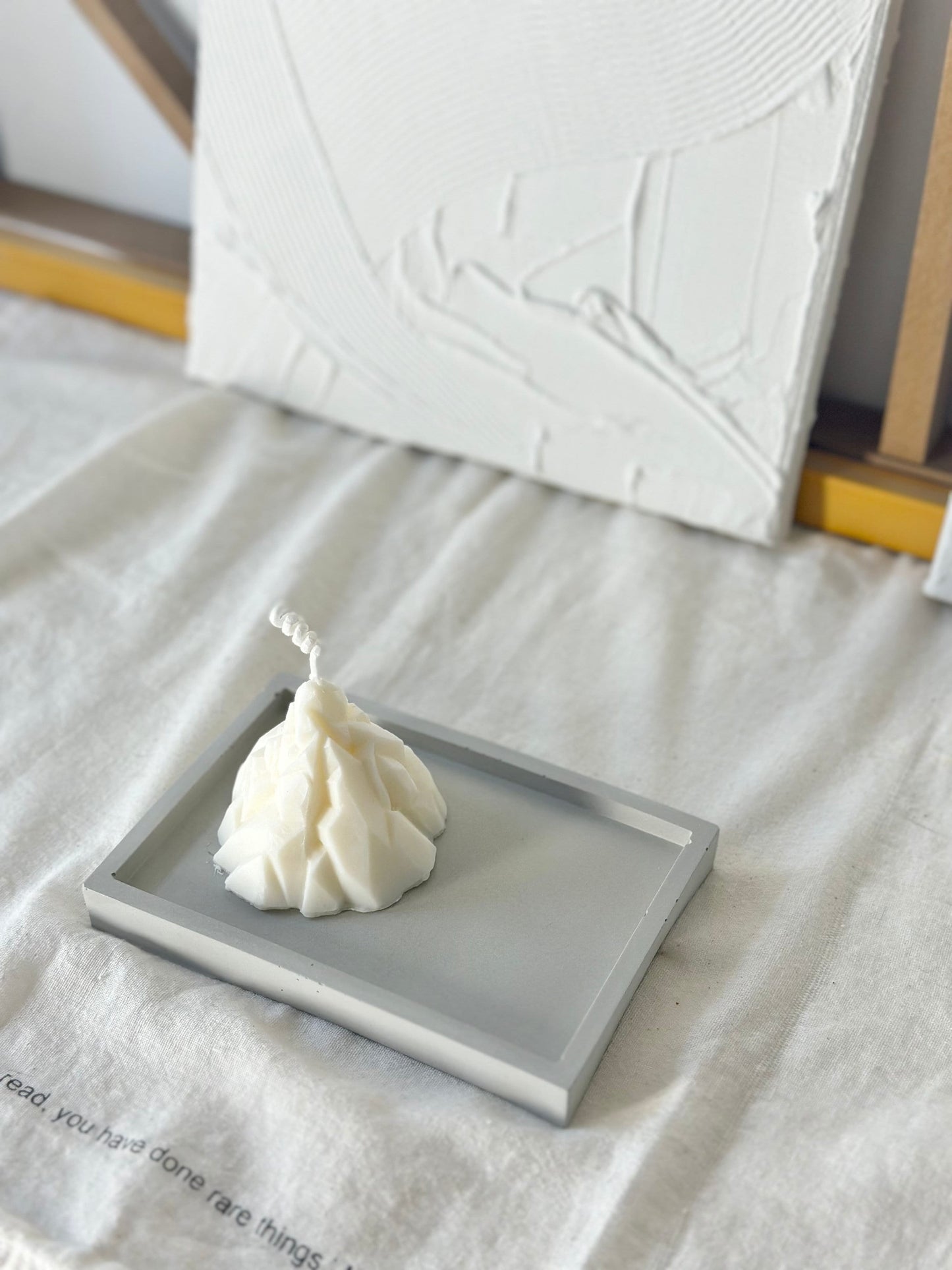 Mountain Soy Candle with Tray
