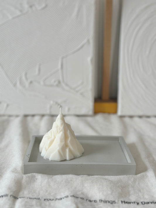 Mountain Soy Candle with Tray
