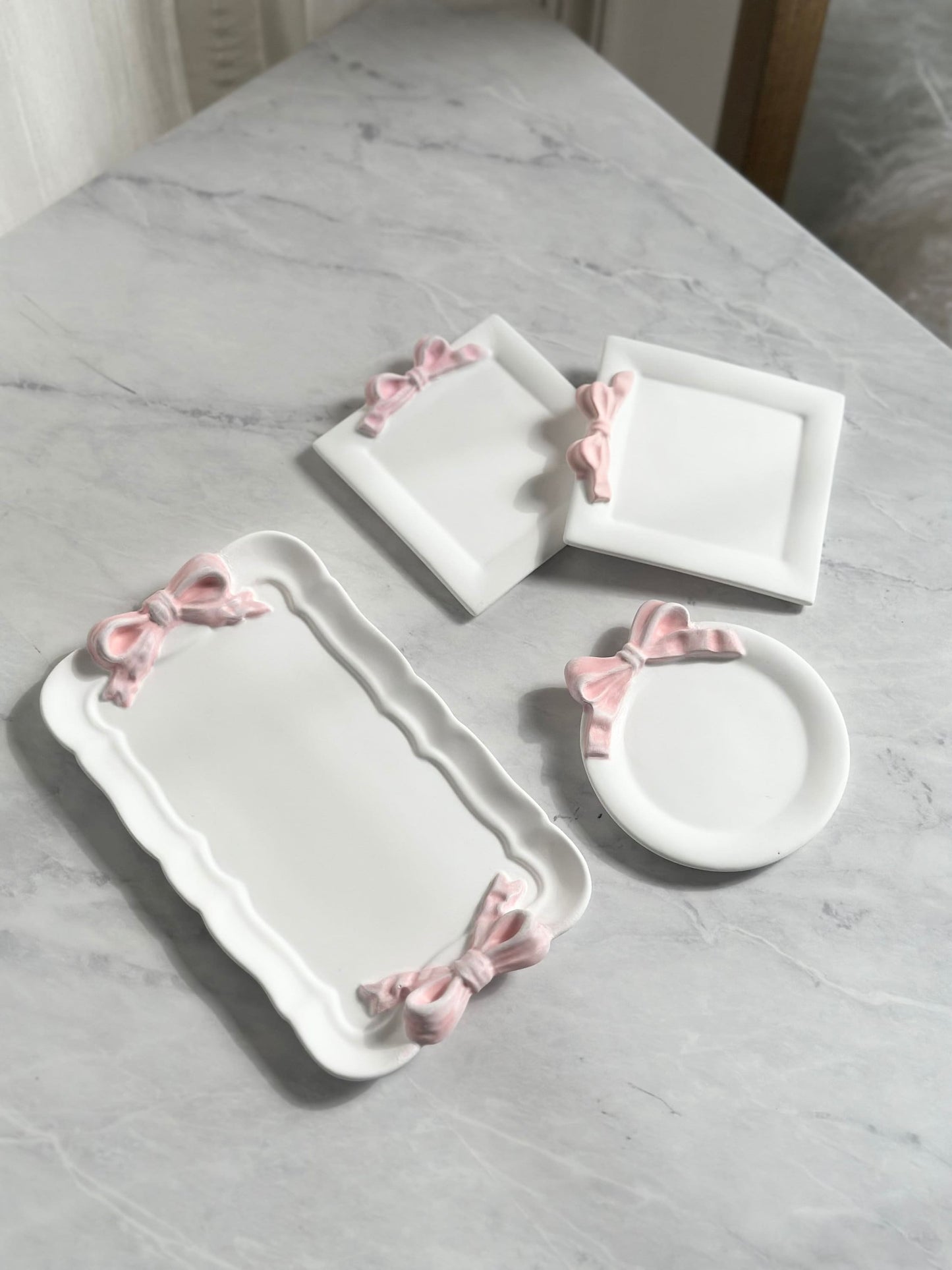 Pink Bow Trays