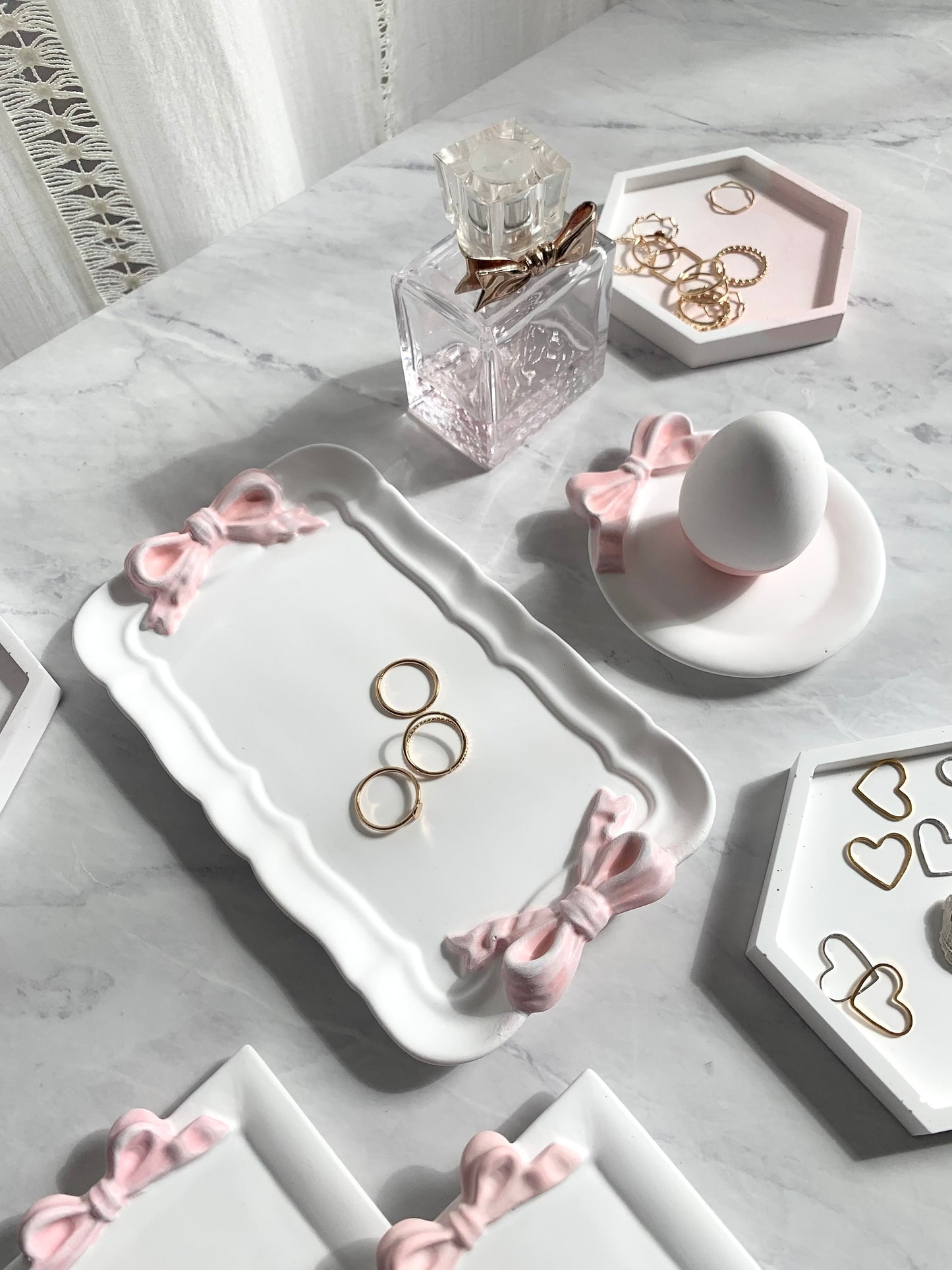 Pink Bow Trays
