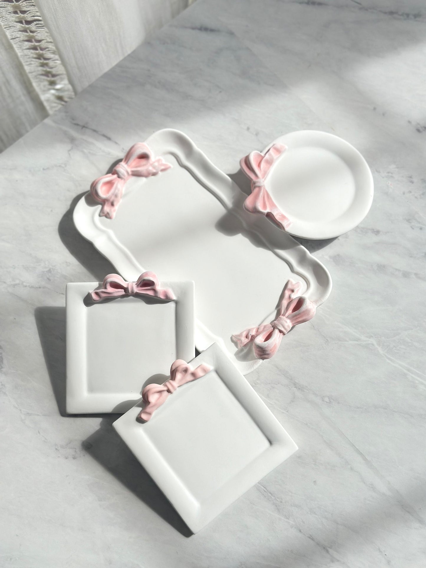 Pink Bow Trays