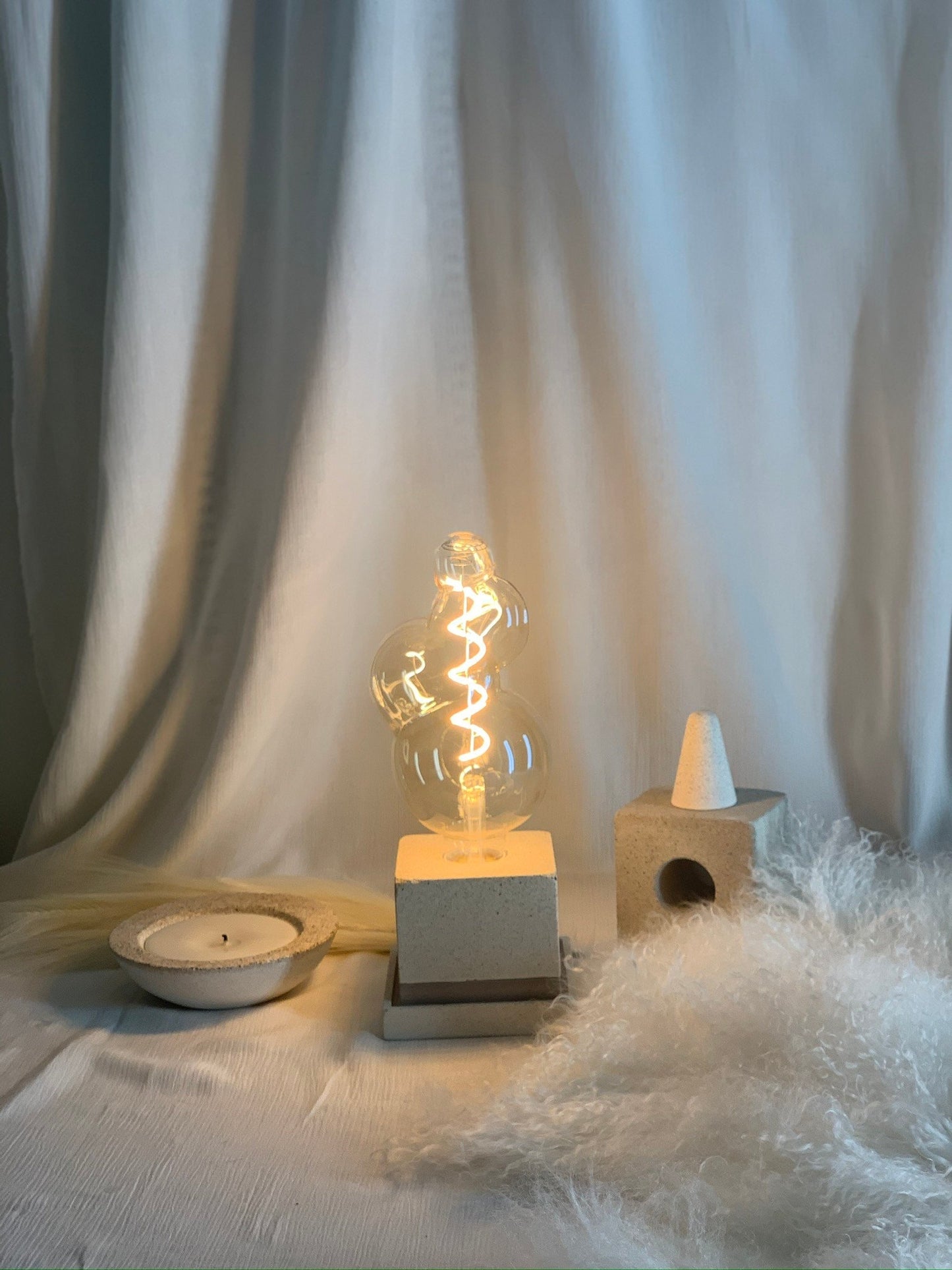 Bubble Table Lamp
